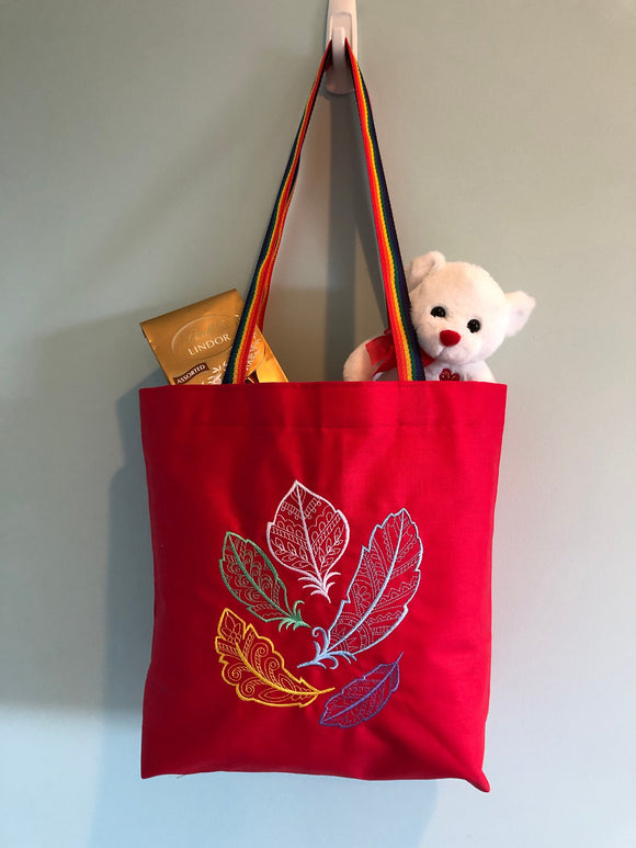 Feathers Embroidered Tote Bag | stitchywoman.net